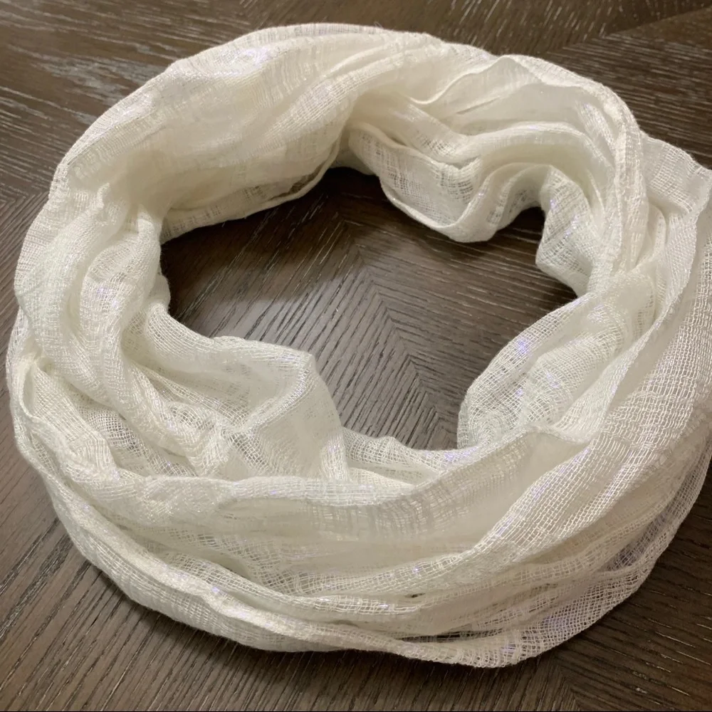 Children’s Place iridescent white infinity scarf